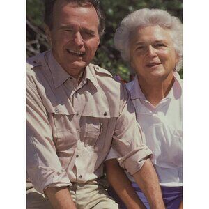 George H W Bush Barbara First Lady President Vintage Photograph Photo 24731